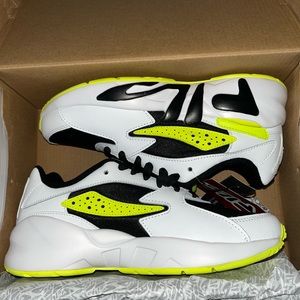 Fila Urban Outfitters EXCLUSIVE “Mindblower” Women’s Size 8